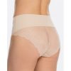 Braga faja Spanx Undietectable Lace SP0415