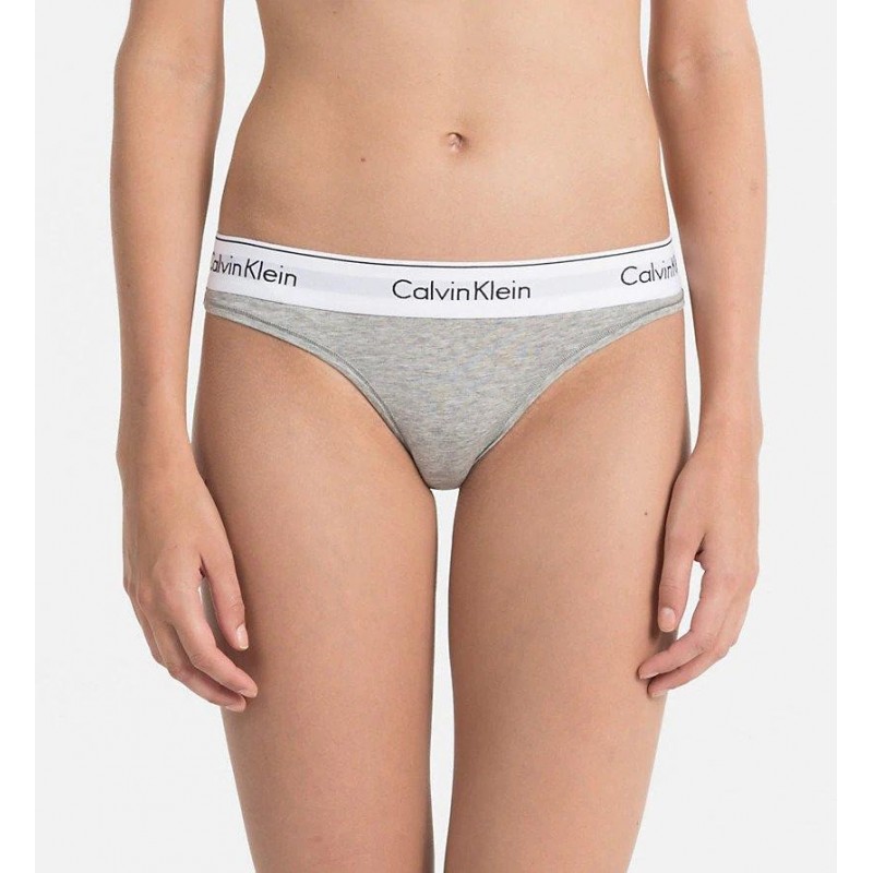 Tanga básico Calvin Klein Tanga básico Calvin Klein